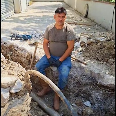  İzmit Yuvacık Bina kanalizasyon hattında çökme